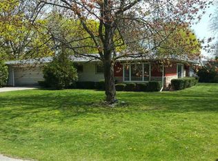 123 E Cottage Ave, Shepherd, MI 48883