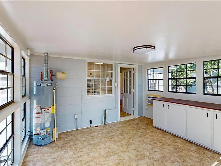 15 Princess Anne Rd — Photo 21