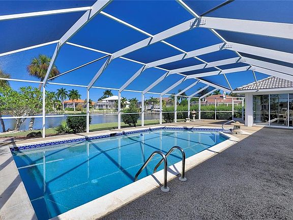 4th image of 180 Coral Ct