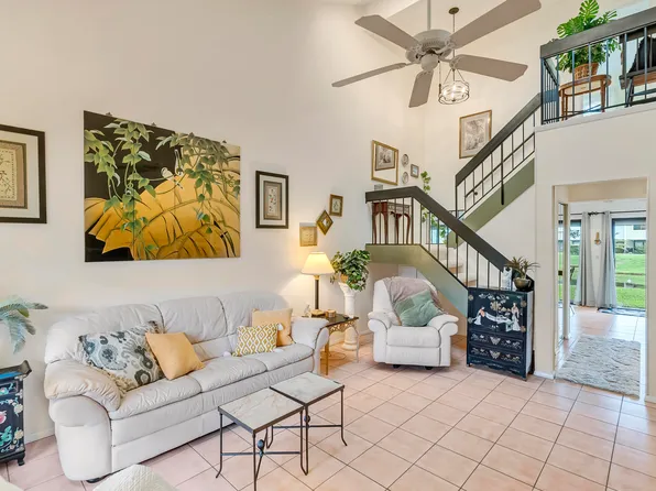 1431 SE Ashville Court, Port St. Lucie, FL 34952