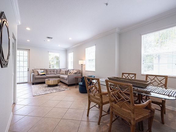 3rd image of 265 Indian Creek Parkway #101