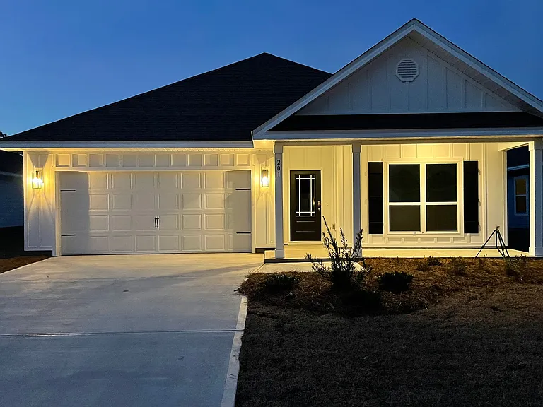 201 Jrs Way — Photo 1