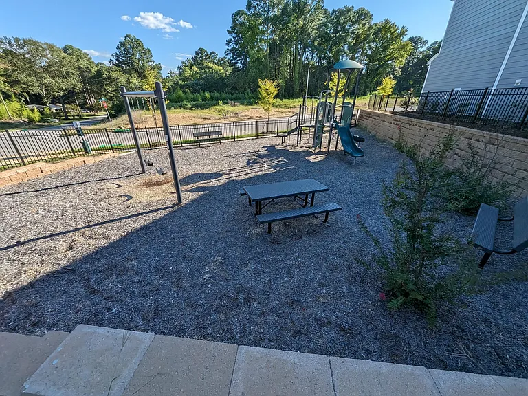 215 Parker Station Ave — Photo 54
