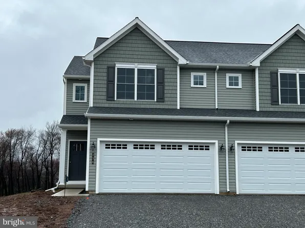 234 Sage Blvd, Middletown, PA 17057