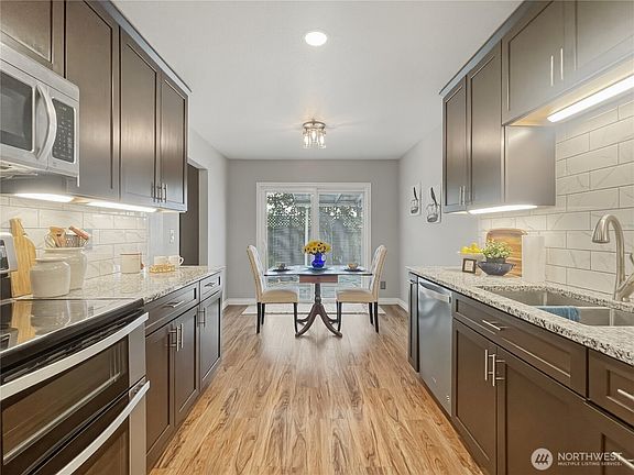 5th image of 2315 Jennifer Place