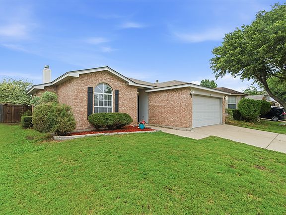 3rd image of 604 Bluejay Dr