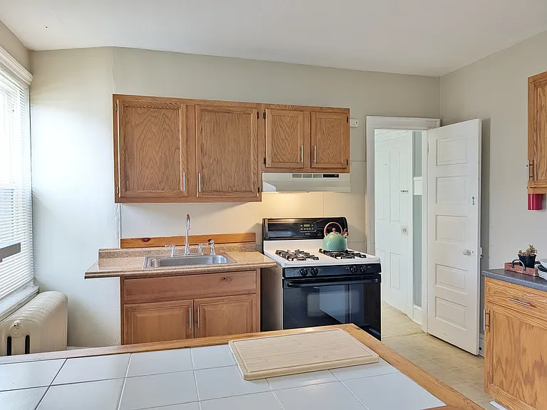 117 N Main St #3 — Photo 4
