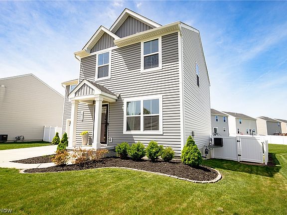 3rd image of 1411 Elizabeth Blvd
