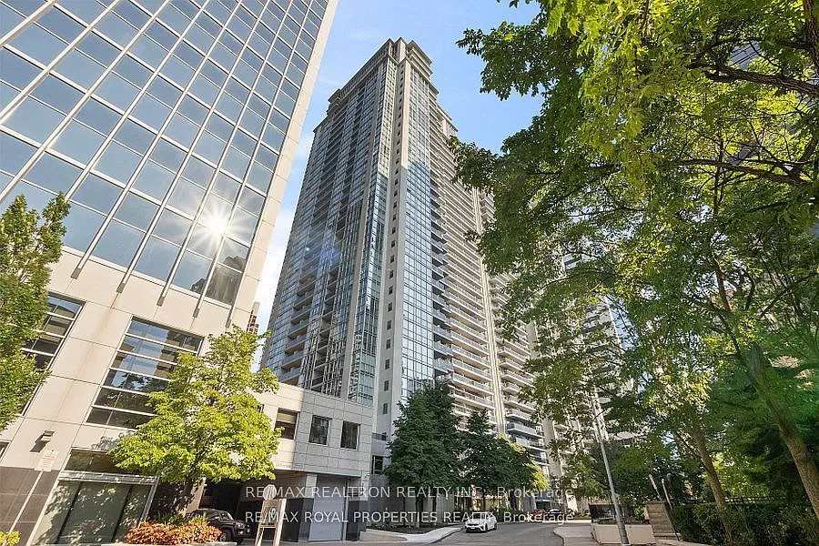 Photo 1 of 22 - 4978 Yonge St #810 - Toronto, ON Primary Photo - 4978 Yonge St #810