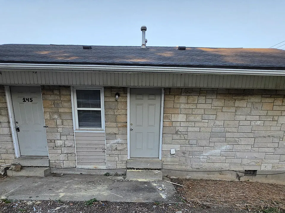 145 Delmont Dr
