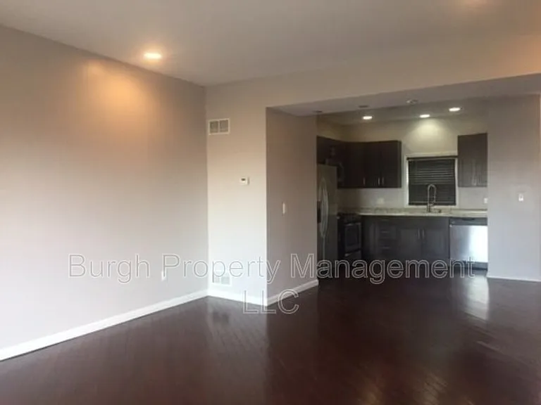 6 Regina St — Photo 4