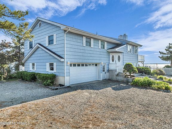 2nd image of 3285 Long Point Drive