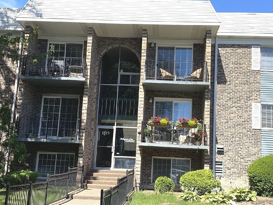 1st image of 1519 N Windsor Dr APT 210