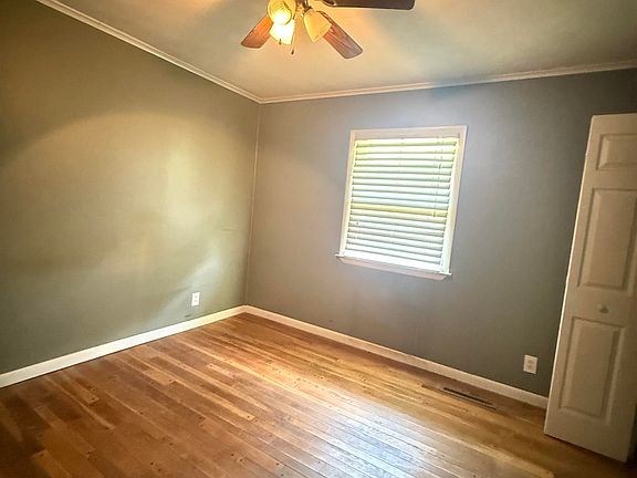 5th image of 609 N 6th St