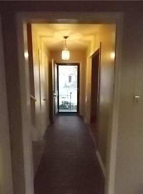 3rd image of 9637 Beverly St