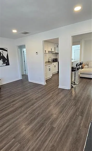 606 W Lake Ave NW — Photo 22