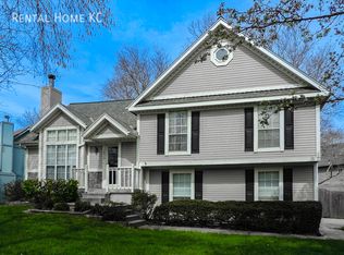14817 Hardy St, Overland Park, KS 66223
