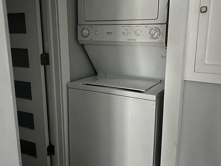 817 S L St #1 — Photo 9
