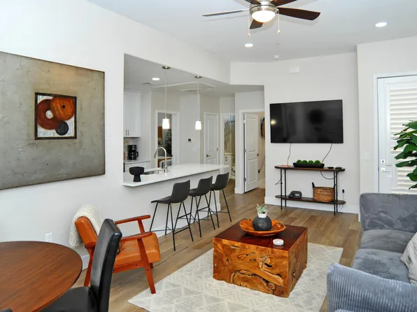 2040 E River Rd Unit 205, Tucson, AZ 85718