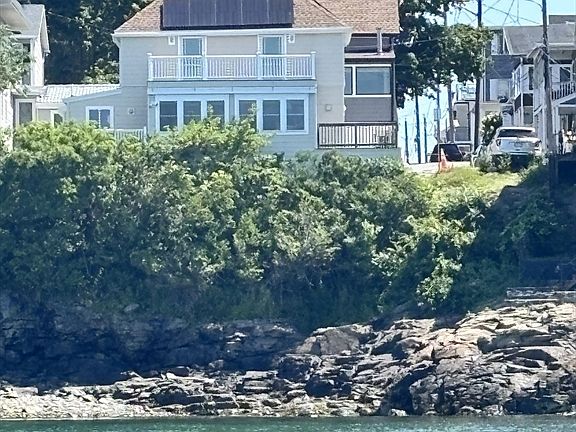 4th image of 43 Maple Ave