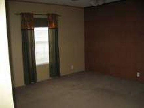 4th image of 2594 Autumn Lake Dr