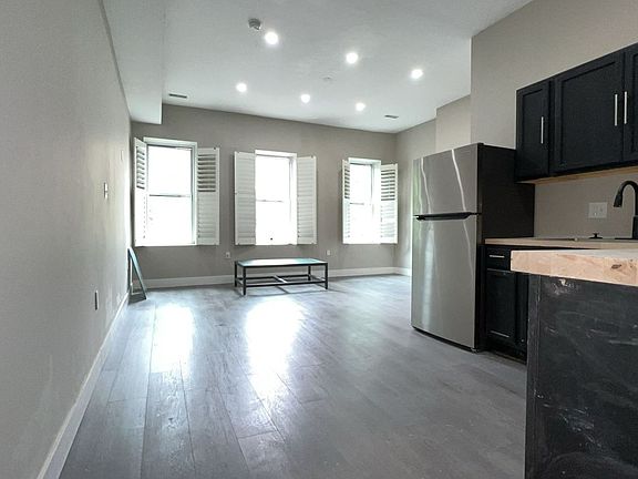 5th image of 608 N Carrollton Ave APT 2