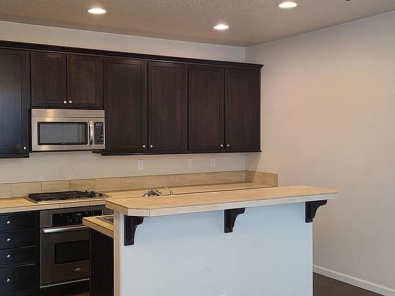 Kitchen with island