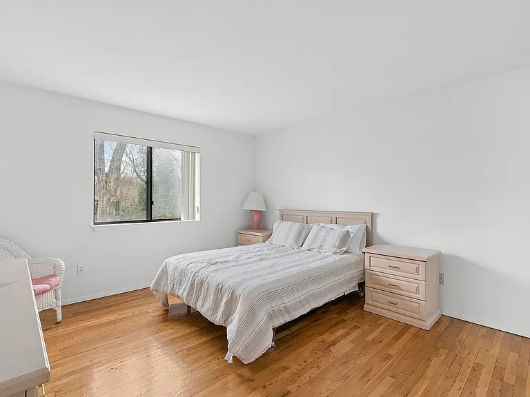 50 Gull Rd — Photo 12