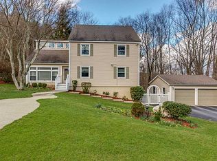 3 Jefferson Rd, North Smithfield, RI 02896