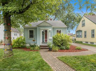 2407 Geneva St, Dearborn, MI 48124