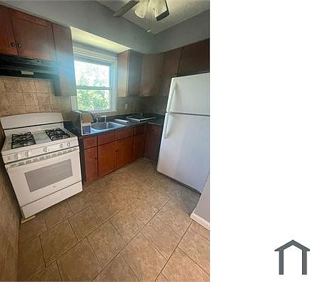 2nd image of 69 Bedford St Floor 2