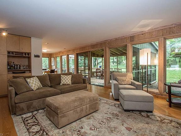 5th image of 3957 Westmeadow Ln