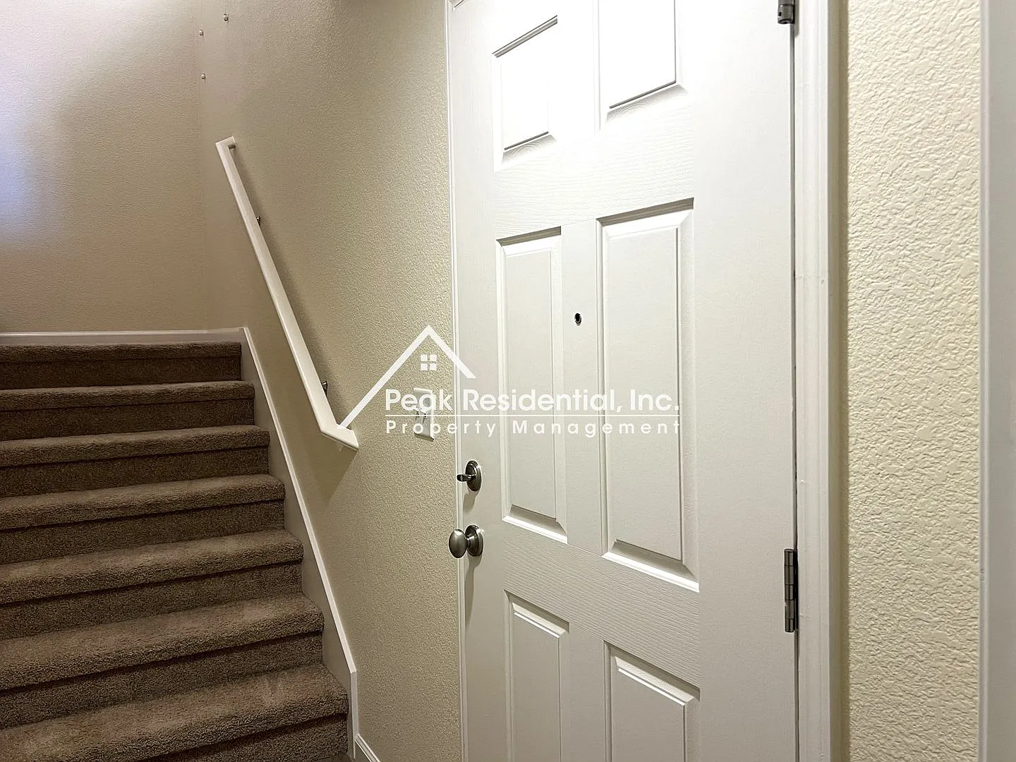 Nice 2bd/2ba North Natomas Condo with 2 Car Garage — Photo 4