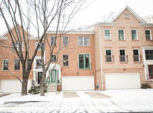 11474 Waterhaven Ct, Reston, VA 20190