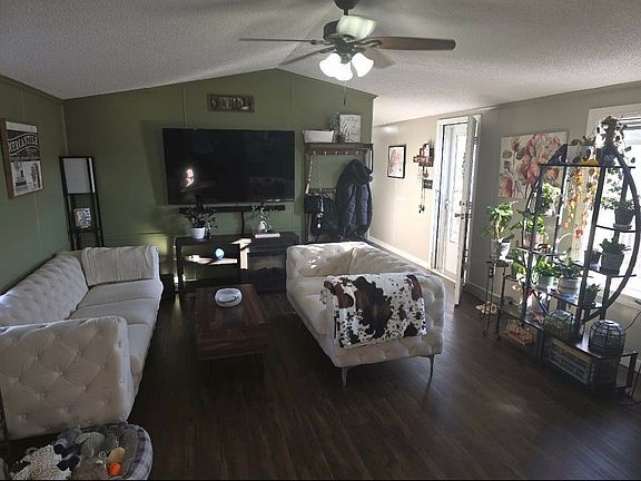 2nd image of 4015 Lost Valley Dr