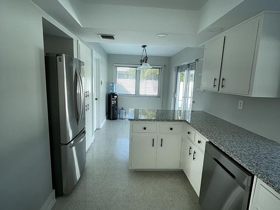 2nd image of 5920 NE 21st Ln