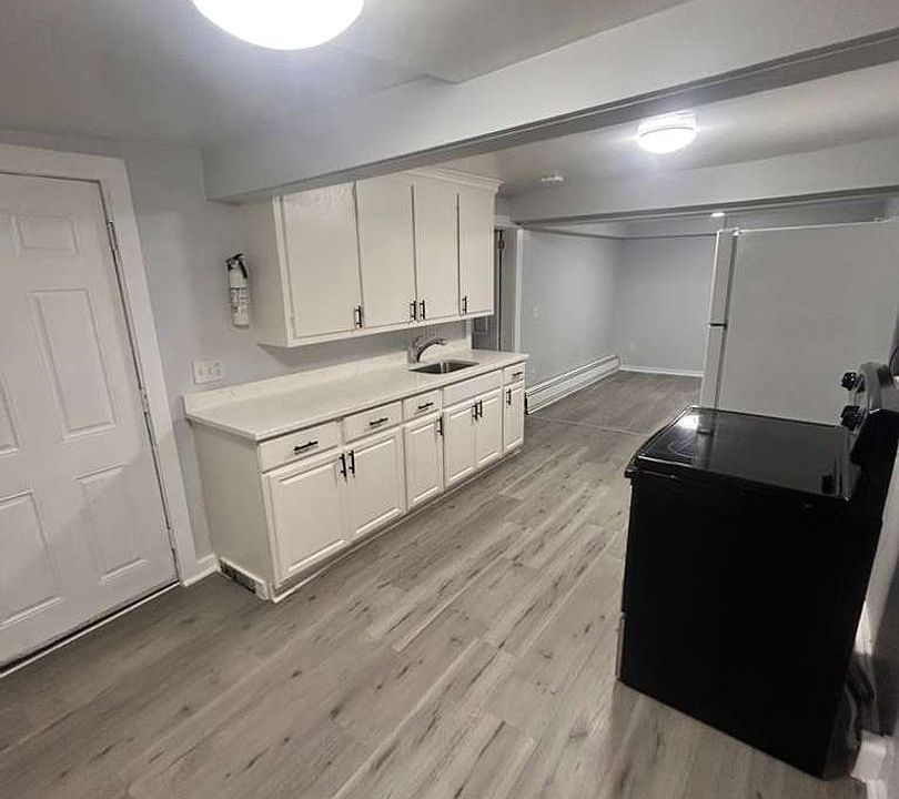 1st image of 88 Cross St #1REAR