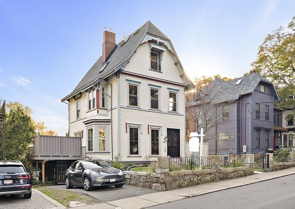 109 Sedgwick St, Jamaica Plain, MA 02130 | Zillow