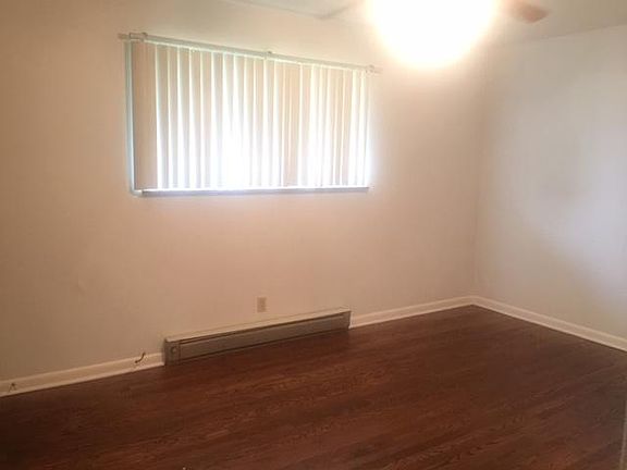 4th image of 5418 Lancaster Ave APT 1