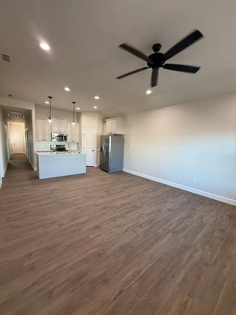 6991 Nikhil Lane — Photo 2