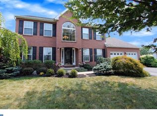 270 Summerwind Ln, Harleysville, PA 19438