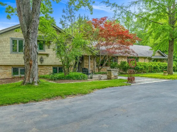 14440 Hillside ROAD, Elm Grove, WI 53122