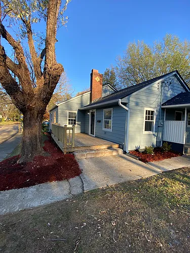 1002 Melbourne Ave Photo 1