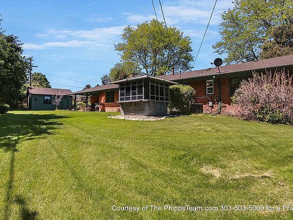 4th image of 11890 Carmel Dr