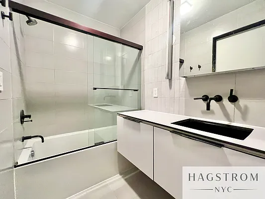 Rented by Hagstrom Management Inc | media 17