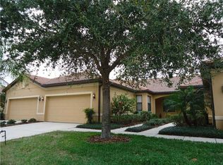 239 Shell Falls Dr, Apollo Beach, FL 33572