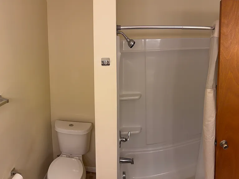 4913 Mandalay Rd — Photo 14