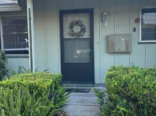 1255 The Grove Rd, Orange Park, FL 32073