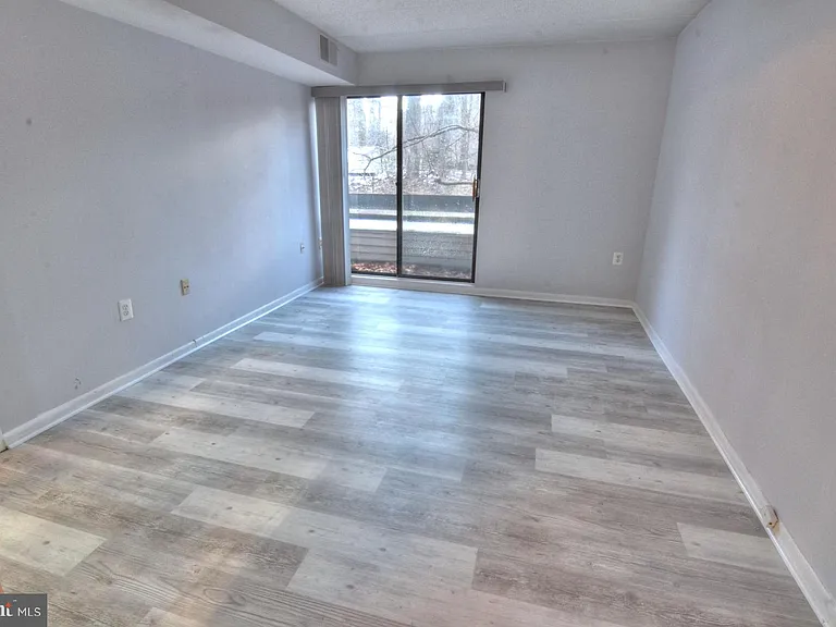 2110 Green Watch Way #11/200A — Photo 31