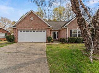 11 Huntley Ct, Simpsonville, SC 29680